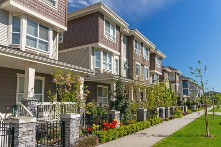 032219_HomeSales_townhomes_WEB-800x533